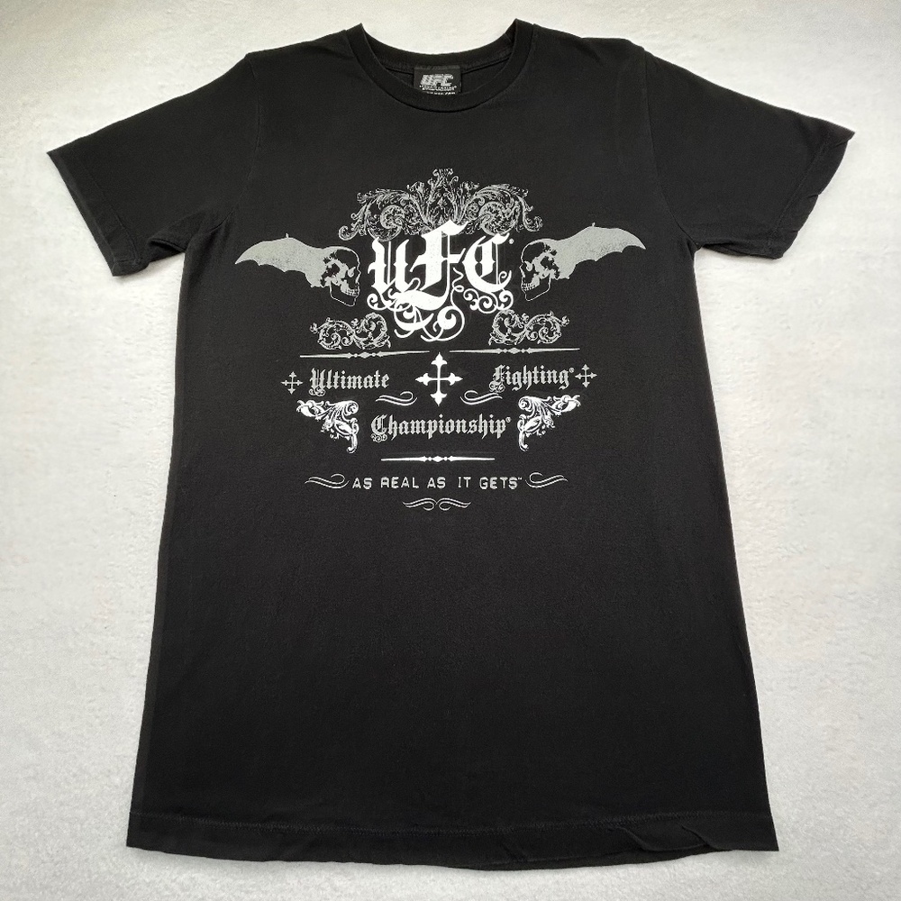 UFC Ultimate Fighting Championship VINTAGE Y2K Graphic Skull Bat T-shirt Medium